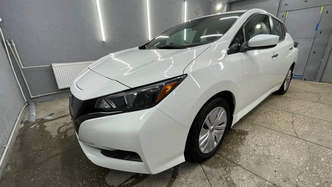 Nissan Leaf 2025